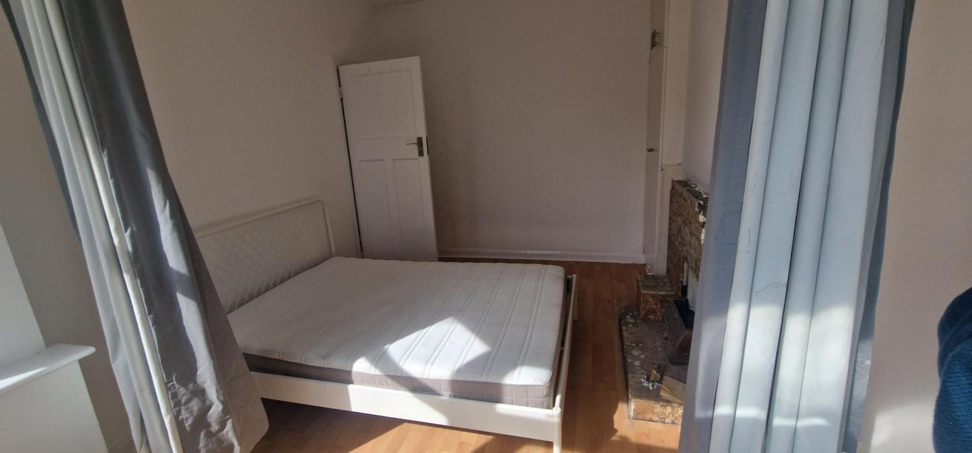 Ritz Place 3 Northolt  Eksteriør billede
