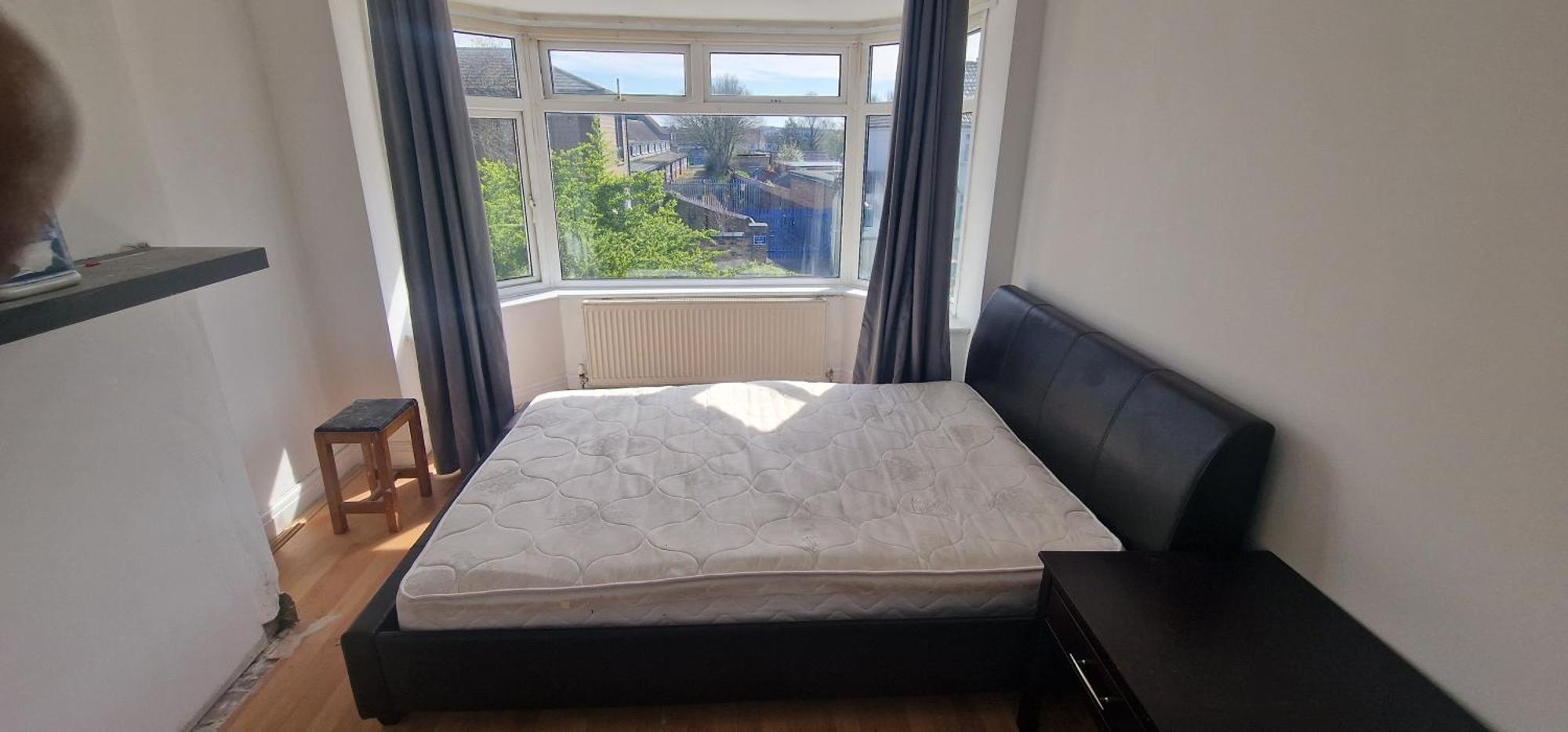 Ritz Place 3 Northolt  Eksteriør billede